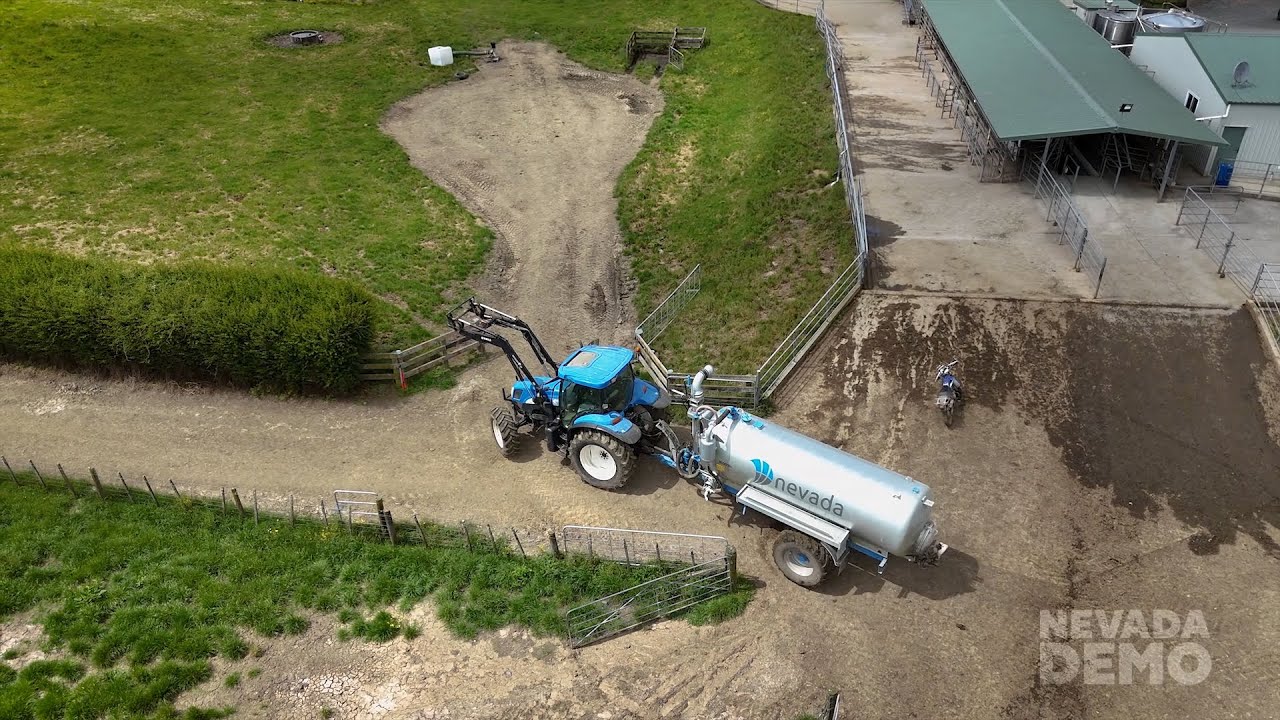 NEVADA DEMO: Nevada Single Axle Slurry Tanker Manouverability