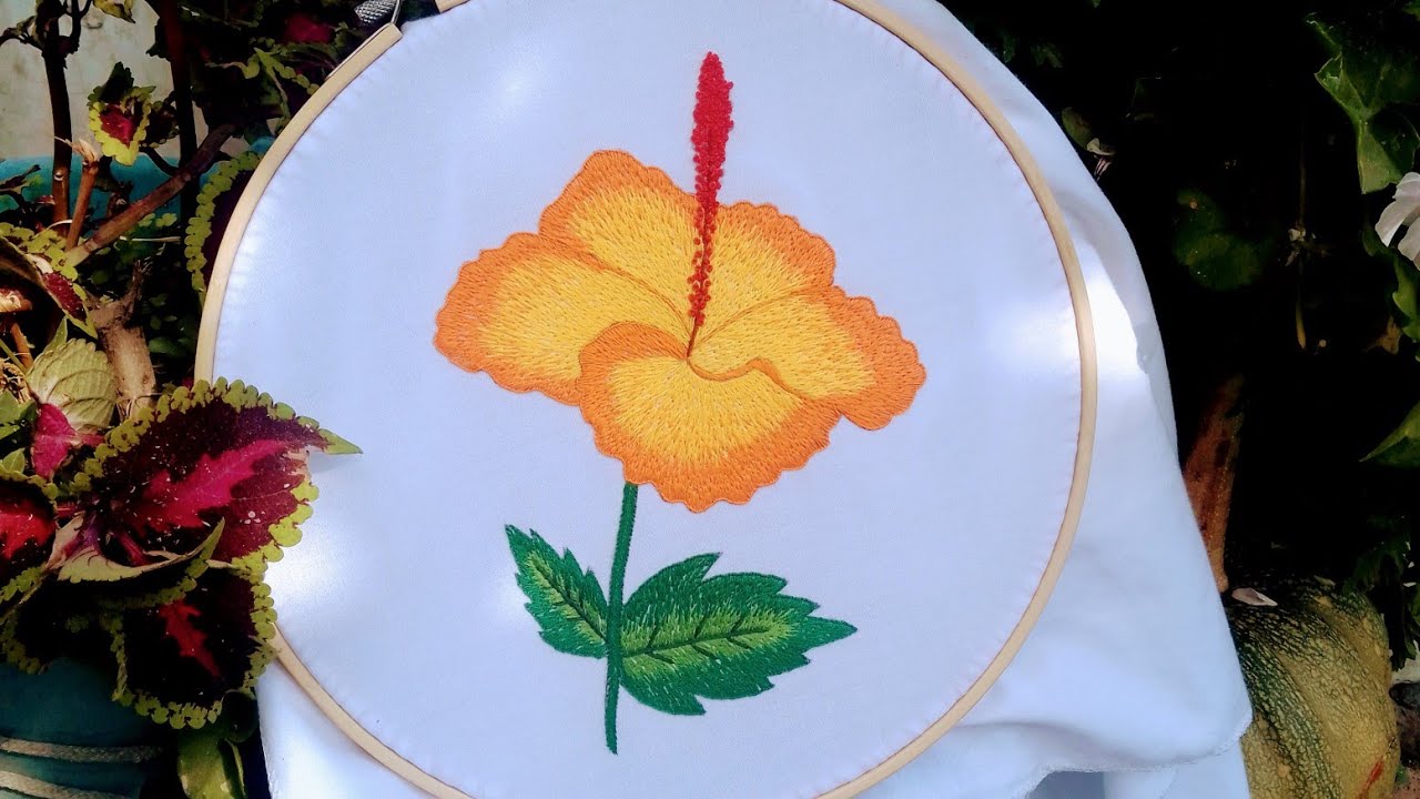 Hermosa flor bordada🌺🌺🌺 con puntada larga y corta super fácil de hacer 🌿🍃