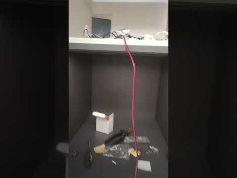 Установили в шкафу ёмкостный датчик включения подсветки #мебельядвига#шкаф#подсветка