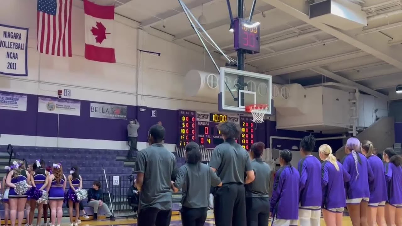 Niagara women's basketball unveils its 2023 WNIT banner at the Gallagher Center