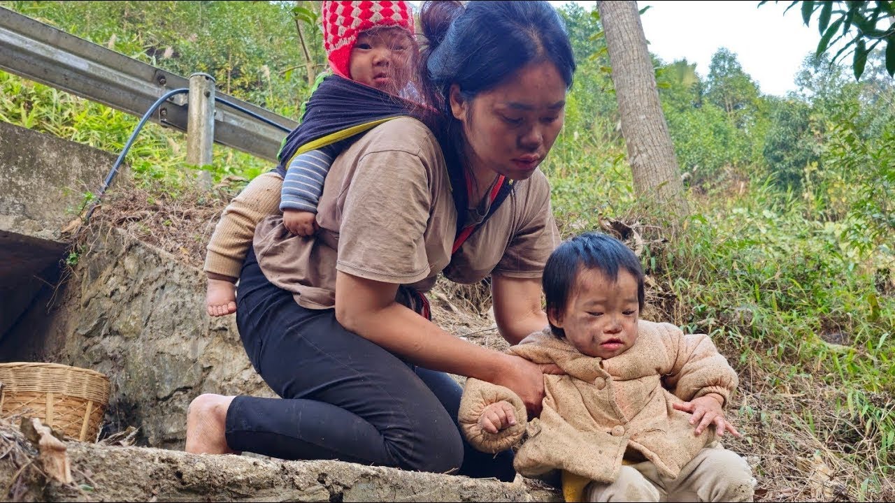 A single mother living in a sewer has to go into the forest to dig up wild roots to cook with.
