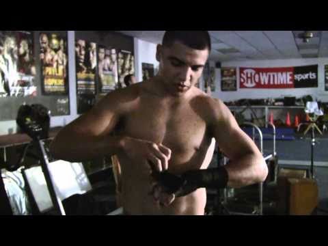 Victor Ortiz Vs Vivian Harris