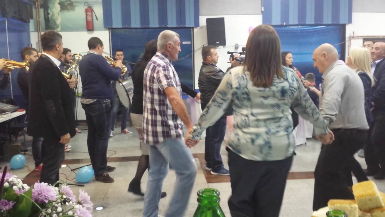 Orkestar Dejana Lazarevica - Kolo sa pevanjem