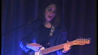 Capricornio Uno - Abril (vídeo oficial)