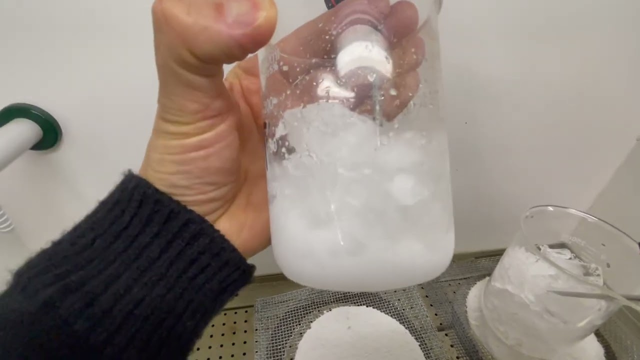 Köldblandning, kan vattnets fryspunkt förändras?