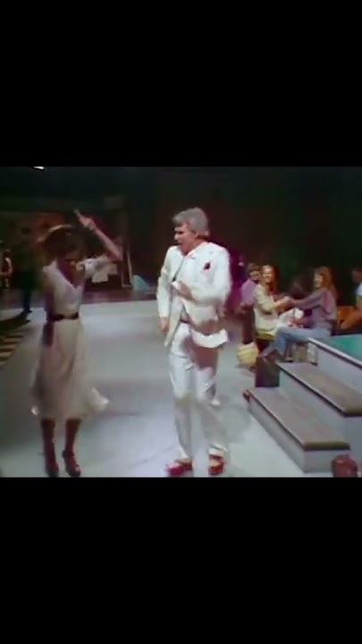 Gilda Radner And Steve Martin Dancing In The Dark Gilda Radner & Steve Martin Dancing in the Dark (1977) #comedy #