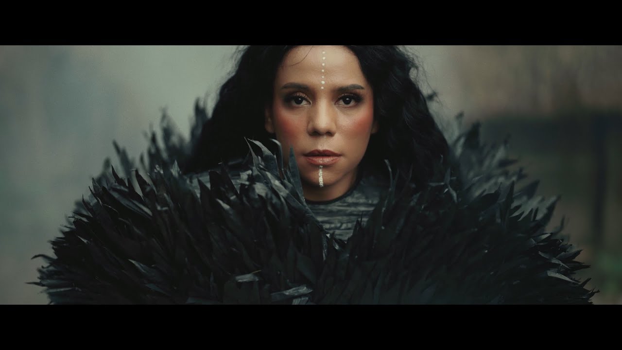 RUNNIN - Nowela Mikhelia ft Epo D'fenomeno