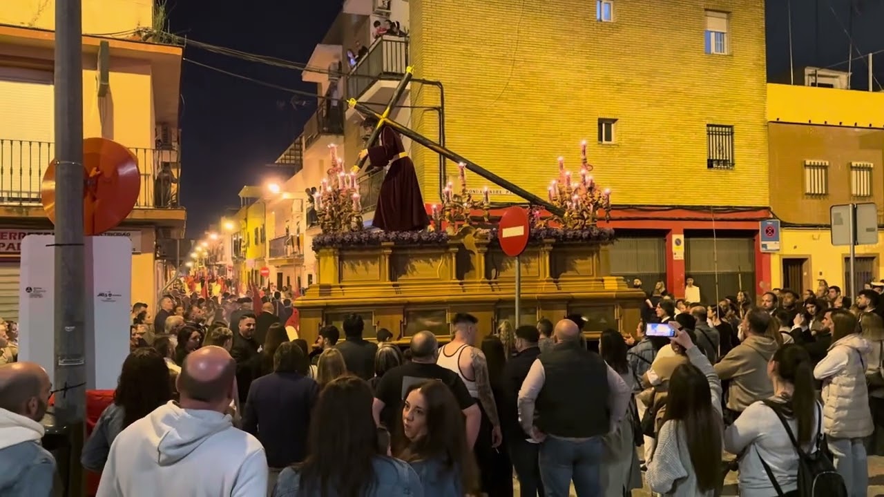 Semana Santa de Sevilla Hermandad de Padre Pío 2025 - Vídeo Cine