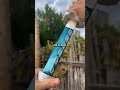 Ein Katana in der Farbe des Himmels