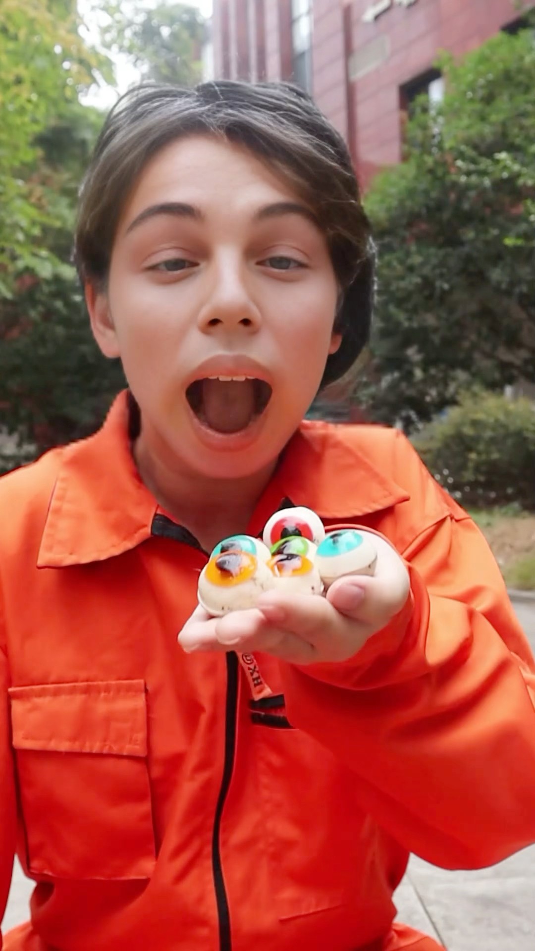Snack Time!? Treating My Shelled Friends To Sweet Goodies?? #catvideos #catmemes #trending