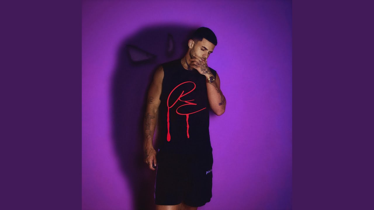 Παρακολούθηση Bare Elegance στο YouTube Παρακολούθηση Bare Elegance στο YouTube