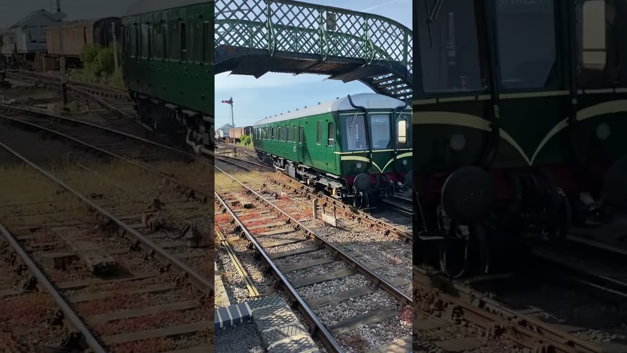 Railbus pulling into siding. 