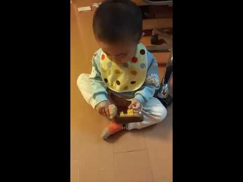 BB吾識著鞋，發脾氣