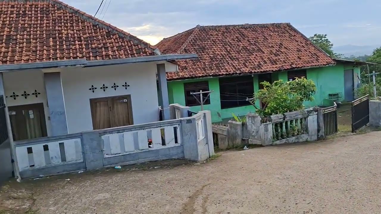 Jelajahi kp. Sempur Tonggoh desa Petir, Kec. Dramaga, Kab. Bogor, Jawa Barat.