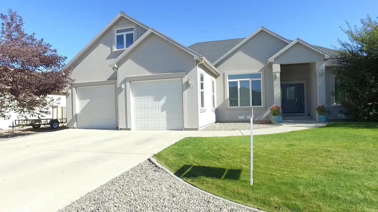 2943 S Lost Creek Road Montrose, CO 81401