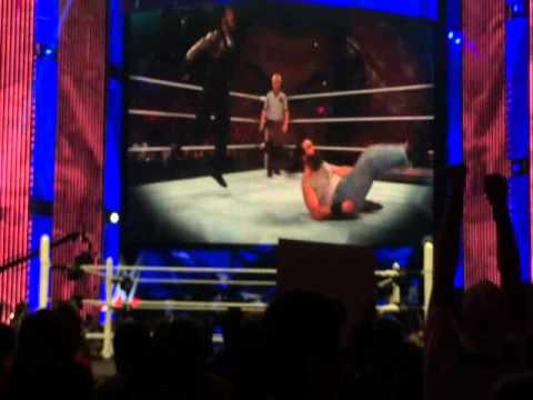 7 13 2015 wwe raw atlanta ga roman reigns entrance youtube