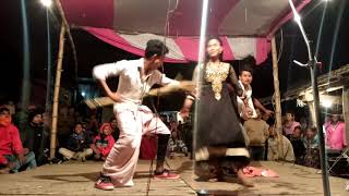 Pakar leke chauri ke rpti me ghush