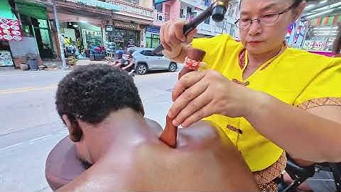 💆‍♂️ Thai Street Side Tok Sen Massage & Stretching – She’s a Pro at Stress Relief! – Pattaya 🇹🇭