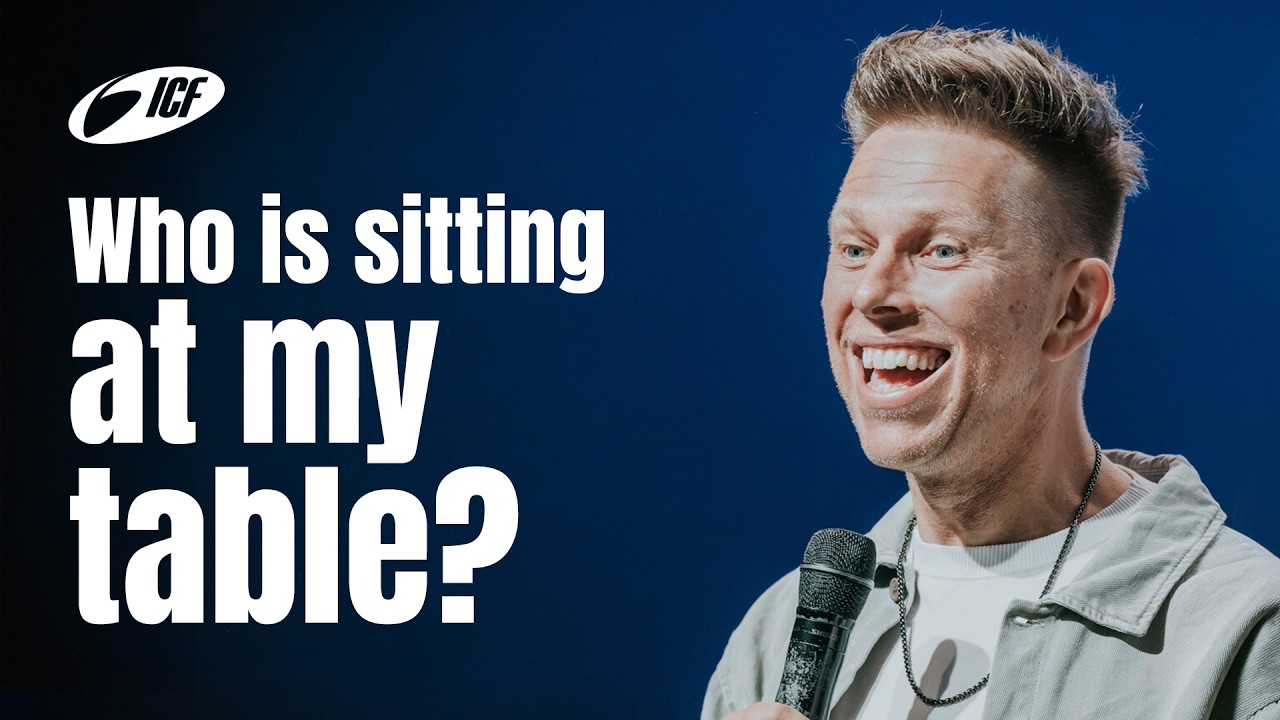 Who is sitting at my table? | Björn Schäfer