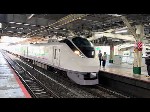 JR東日本E657系常磐線特急が松戸駅を通過するシーン