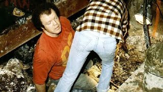 John Wayne Gacy - Rare pictures from FBI - Crime Scene