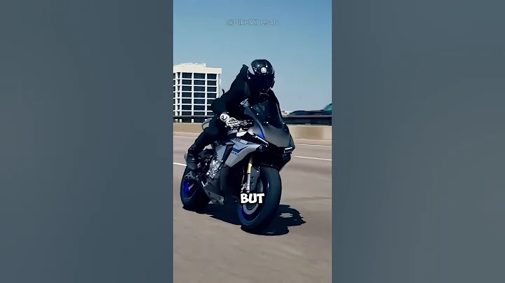 The Yamaha R1M is 10 times better than the Yamaha R1 !!!!