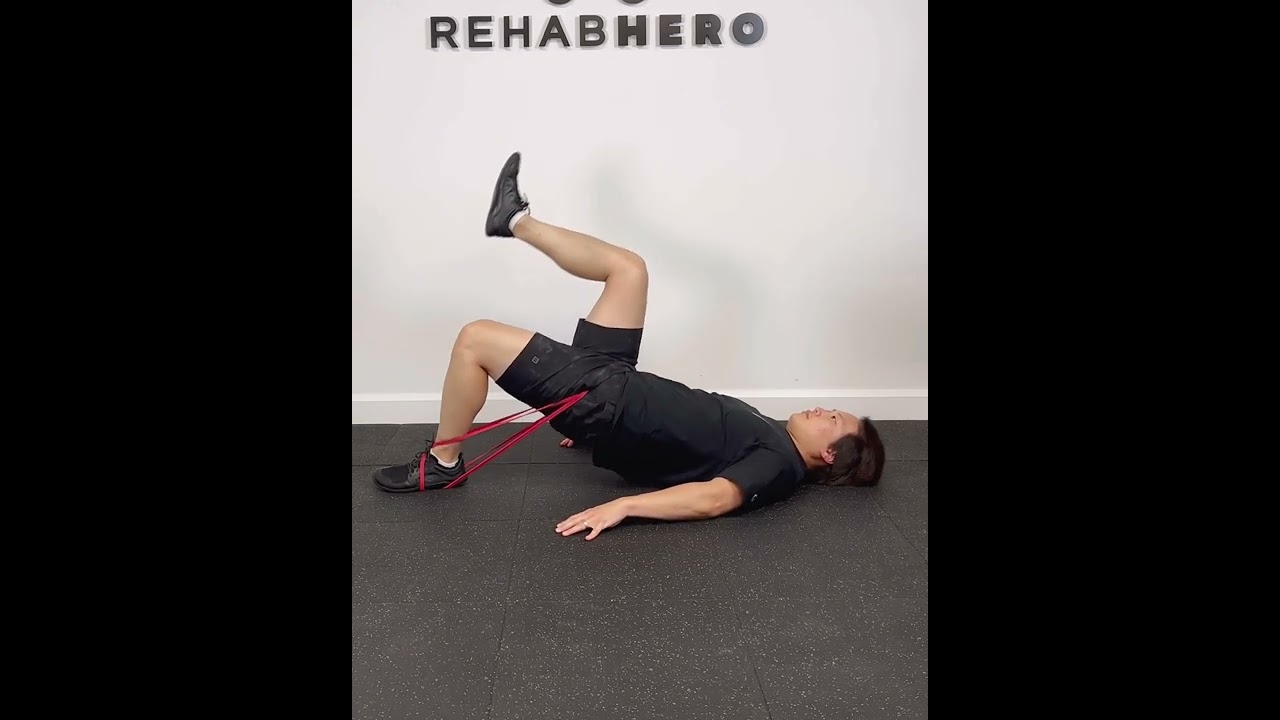 hamstring exercises with bands