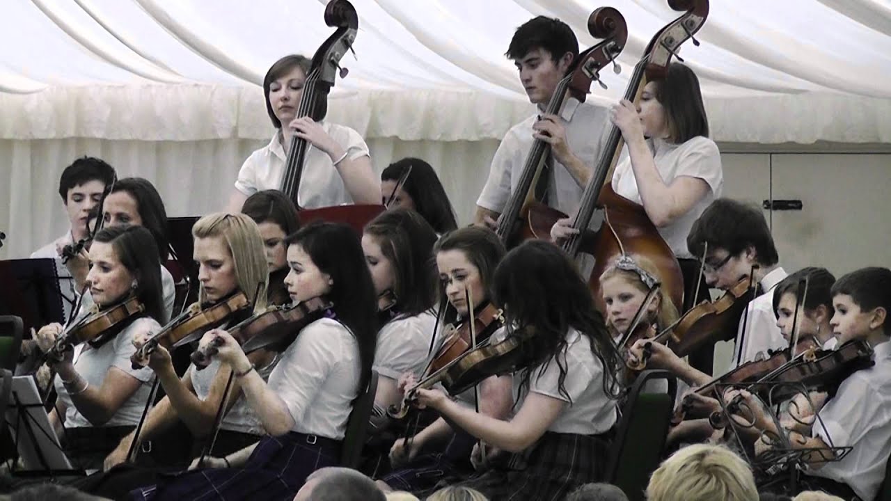 Ayrshire Fiddle Orchestra AFO perform 'Maid on the Green'