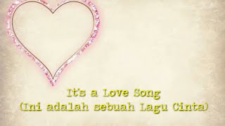 Skinnyfabs ft. Isabella Maharanni- it's a love song (Lyrics) | Dan terjemahan bahasa indonesia