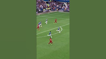 Mohamed Salah has serious speed ❗️