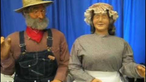 HAUNTEDPROPS.COM  ANIMATED GABBY AND HIS WIFE