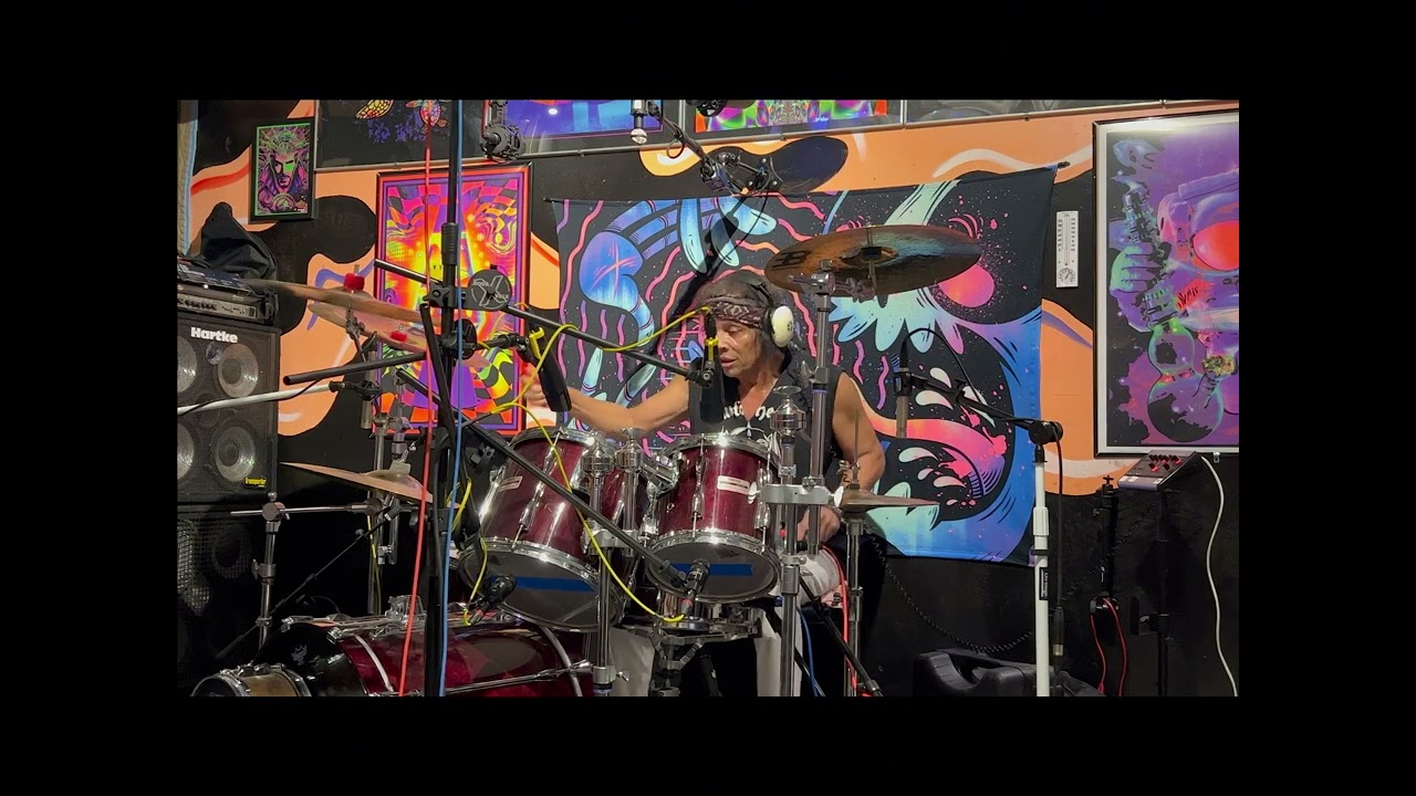 Steve Bello "Neurotic Bliss" (featuring TC Tolliver of Plasmatics) from the cd ACT NATURAL