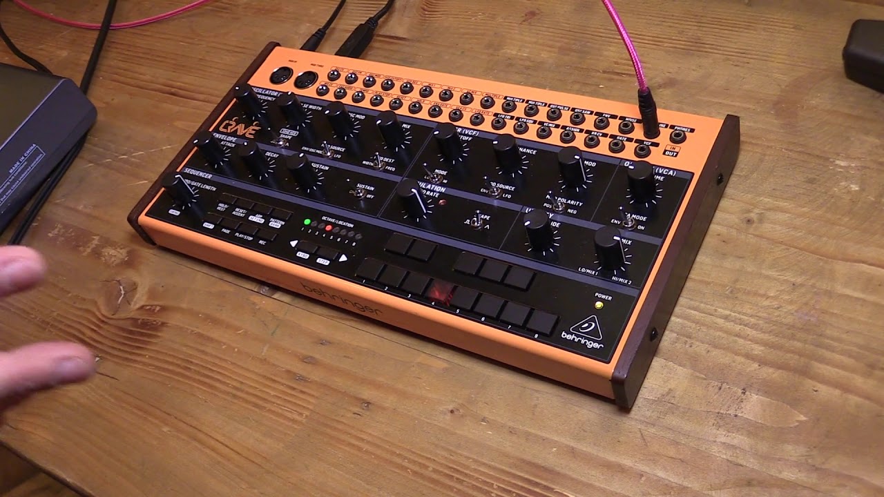 Behringer Crave bei Thomann's Synth Reactor 19 YouTube