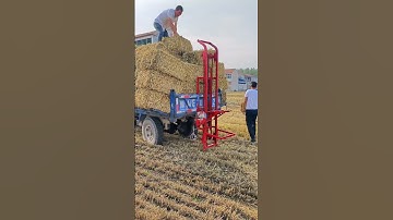 Small square bale hay bale lifting machine; straw bale loading machine; hay bale