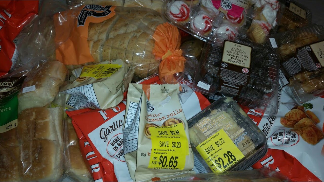 Dumpster Diving In A Walmart Dumpster Part 7!! And A Peek INSIDE The