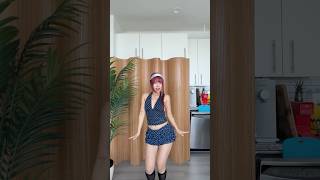 Yena (예나) - Catch Catch outfit &amp; dance cover💙