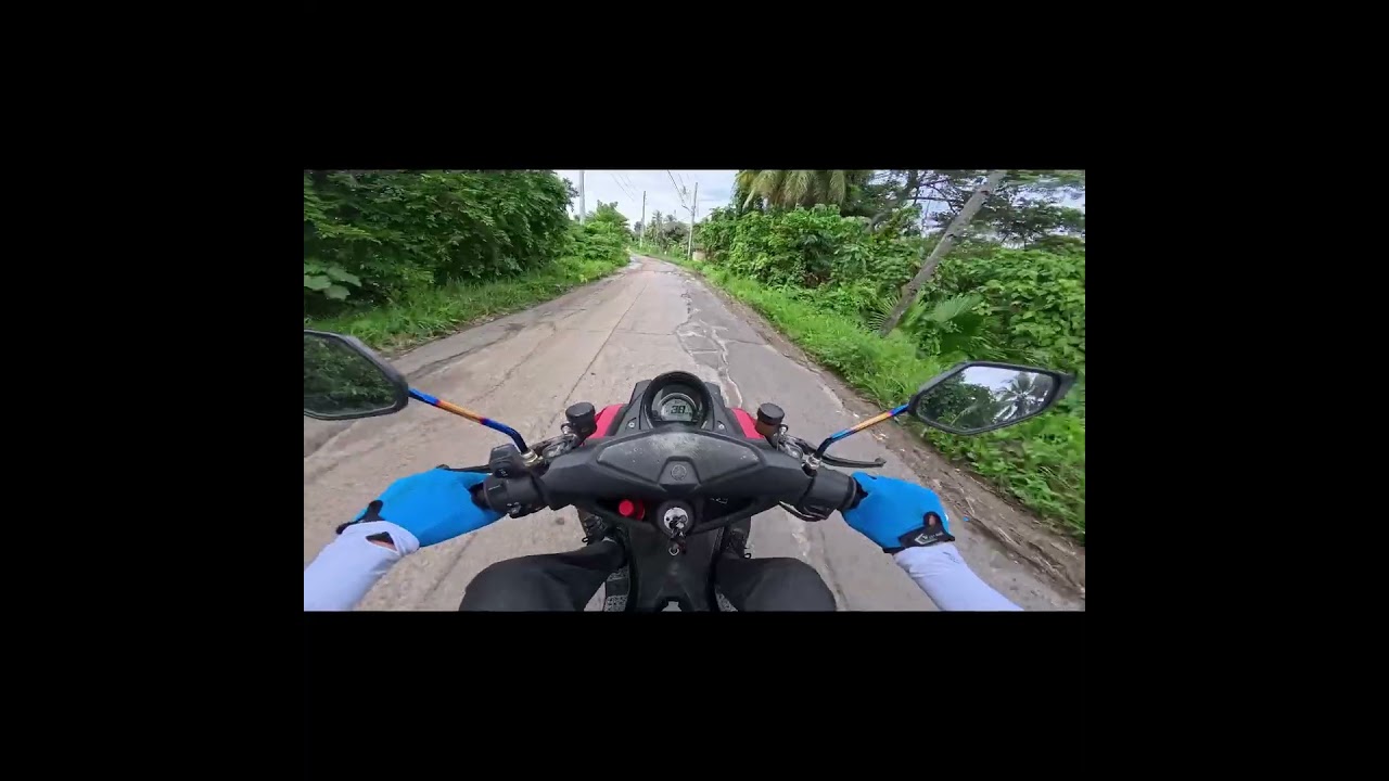 Poor visibility + broken asphalt = almost crash 