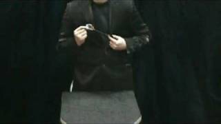 Stretching Spoon by Kikuchi Magic /  SEO MAGIC USA
