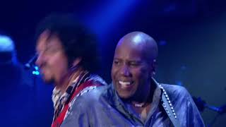 Toto - St. George and the Dragon (35th anniversary concert in Poland 2013 HD)