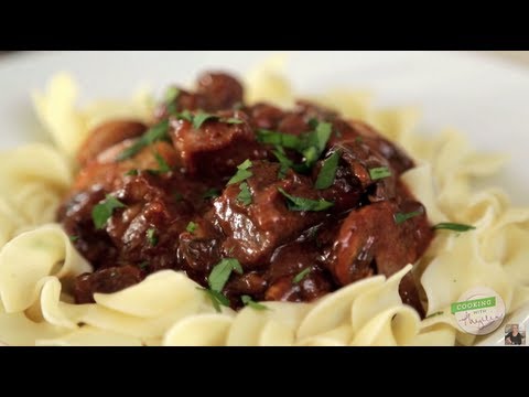 Fix-It and Forget-It: Slow Cooker Beef Burgundy