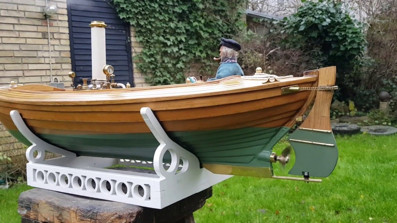 Rc steam boat clinker build Lerch on oak - YouTube