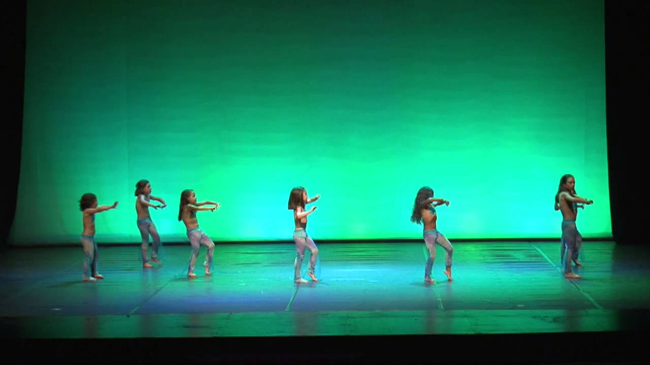 BAILAN LAS SIRENAS - Festival Fin de Curso Ballem o Que? 2015