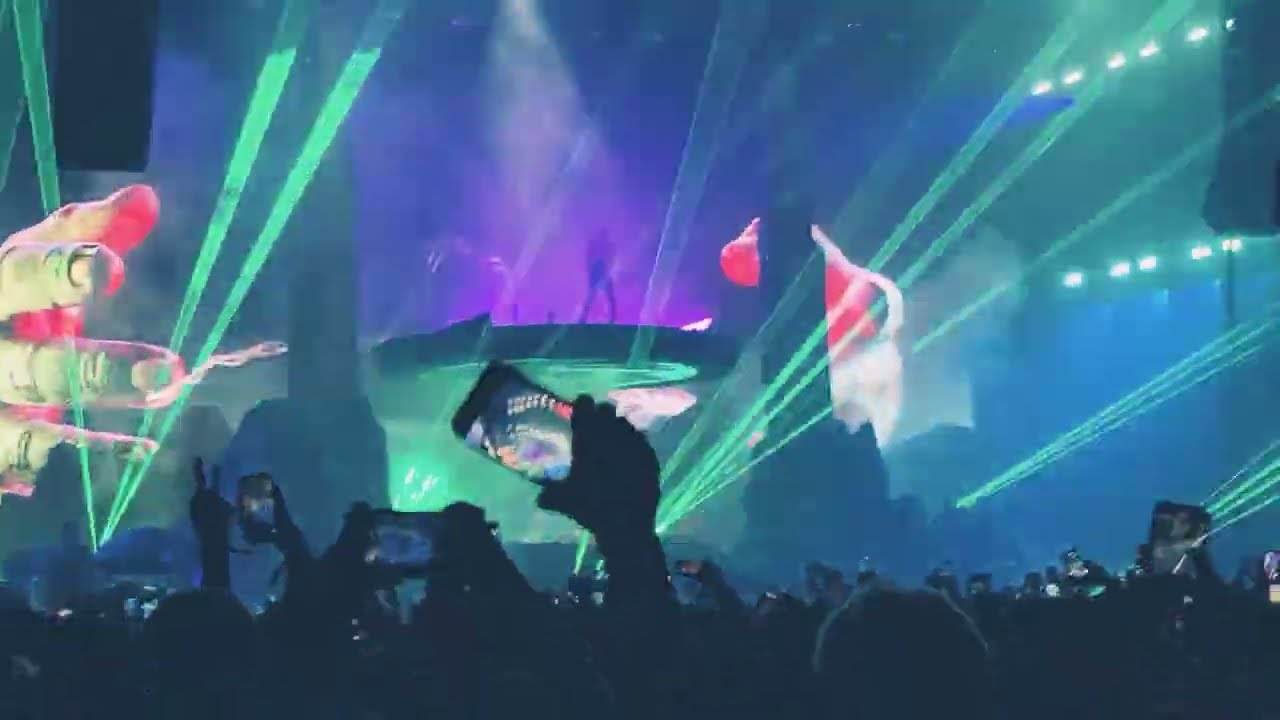 Travis Scott - goosebumps - Live at The O2 London 06/08/22