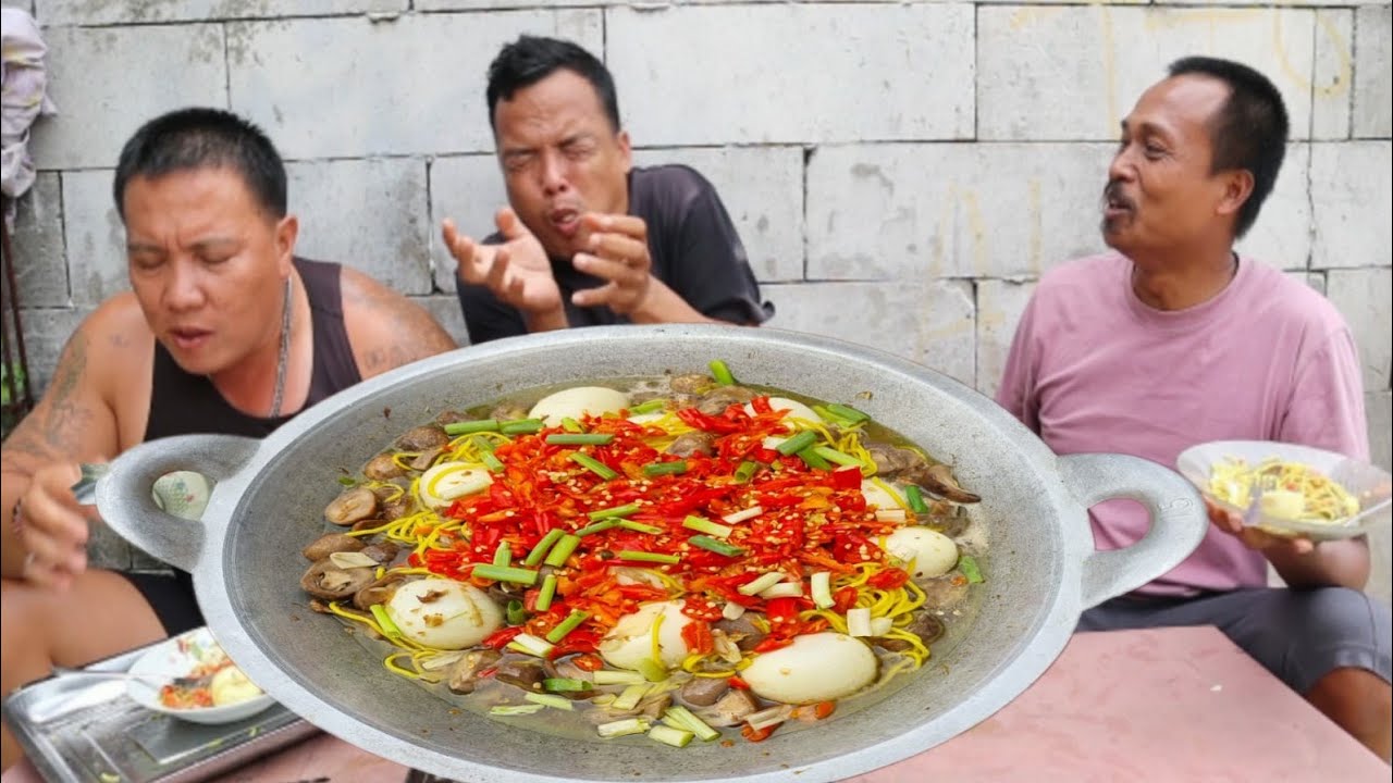 MIE SENGKLEK PEDAS MENGIKSA