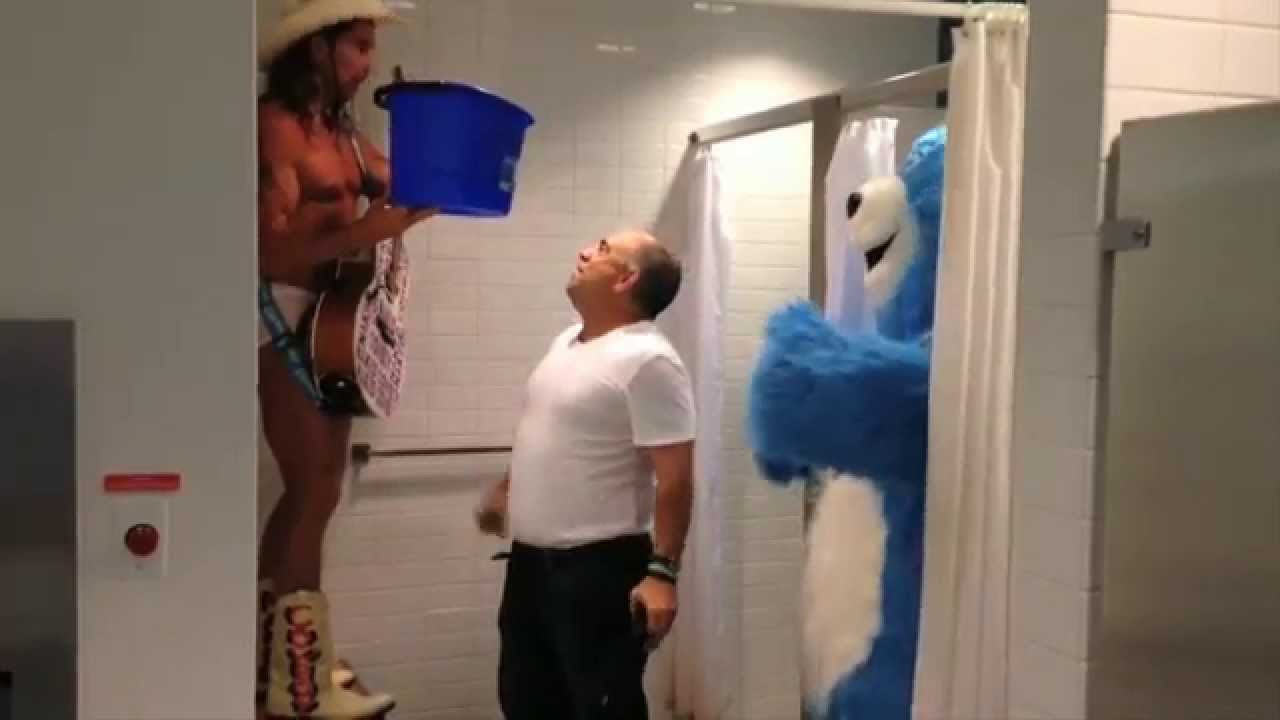 journalism internships Buck Wolf Gets Doused By Naked Cowboy. It's Weird.