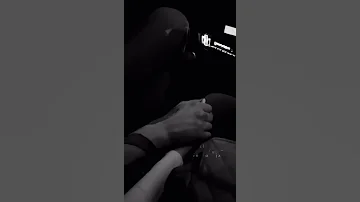 والله وشبكنى الايادي قدام كل الاعادي 