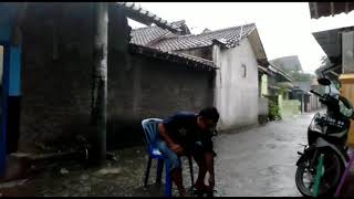 Story wa udan enak ngopi karo udud