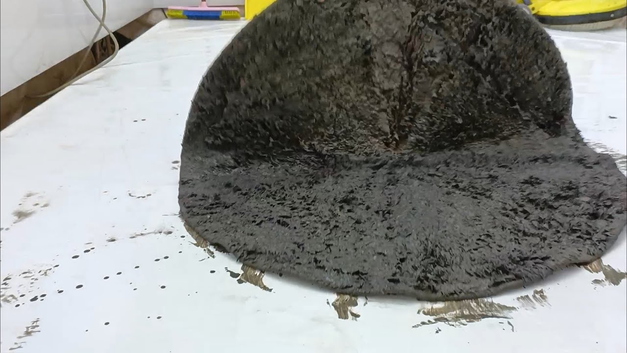 the-dirtiest-wool-carpet-in-the-world-satisfying-carpet-cleaning