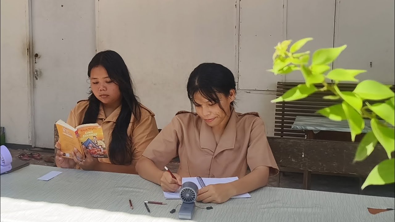 Sketches & Sentences | MP - VG