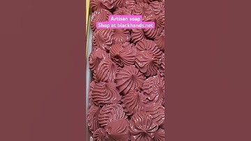 #trendingshorts #coldprocesssoap #viralshort #artisansoap #coldprocesssoap #soapmaker #handmadesoap